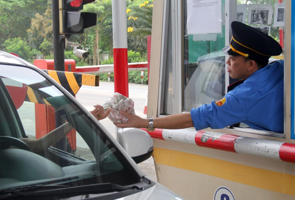 Các phương tiện di chuyển qua cao tốc Cầu Giẽ - Ninh Bình 