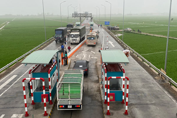 Phí cao tốc Hà Nội – Thái Bình dao động trong khoảng 10.000 – 120.000 VNĐ/lượt tù từng trường hợp cụ thể