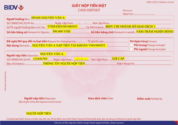 Khách hàng điền thông tin vào Giấy nộp tiền mặt để chuyển tiền vào tài khoản ePass thông qua số tài khoản giao thông