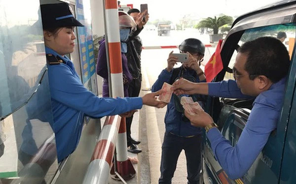 Thu phí không dừng tránh tắc giao thông