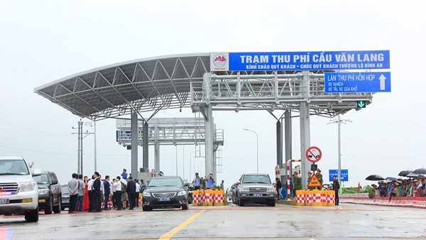 Trạm thu phí Văn Lang