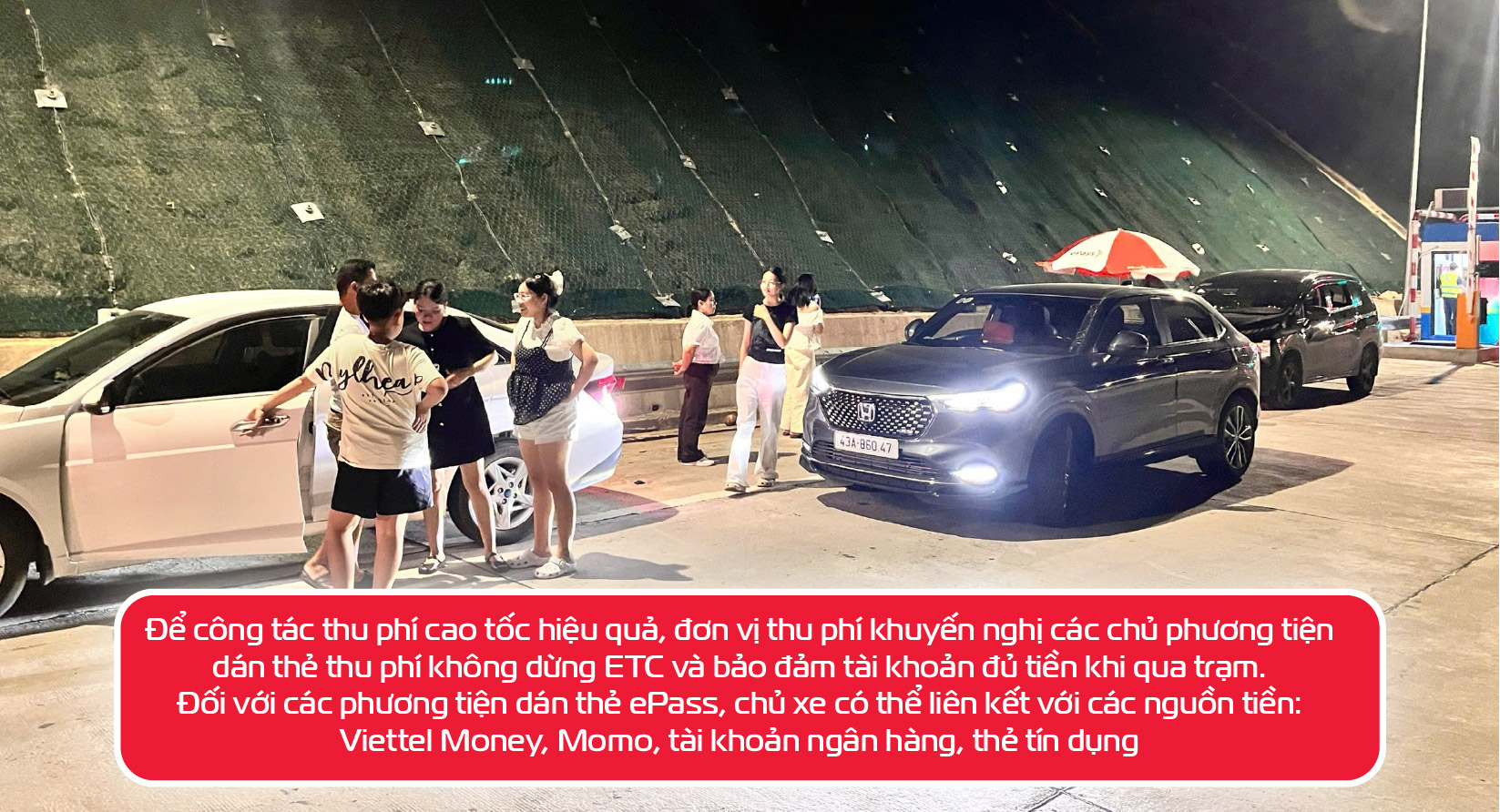 Dán thẻ thu phí không dừng ETC